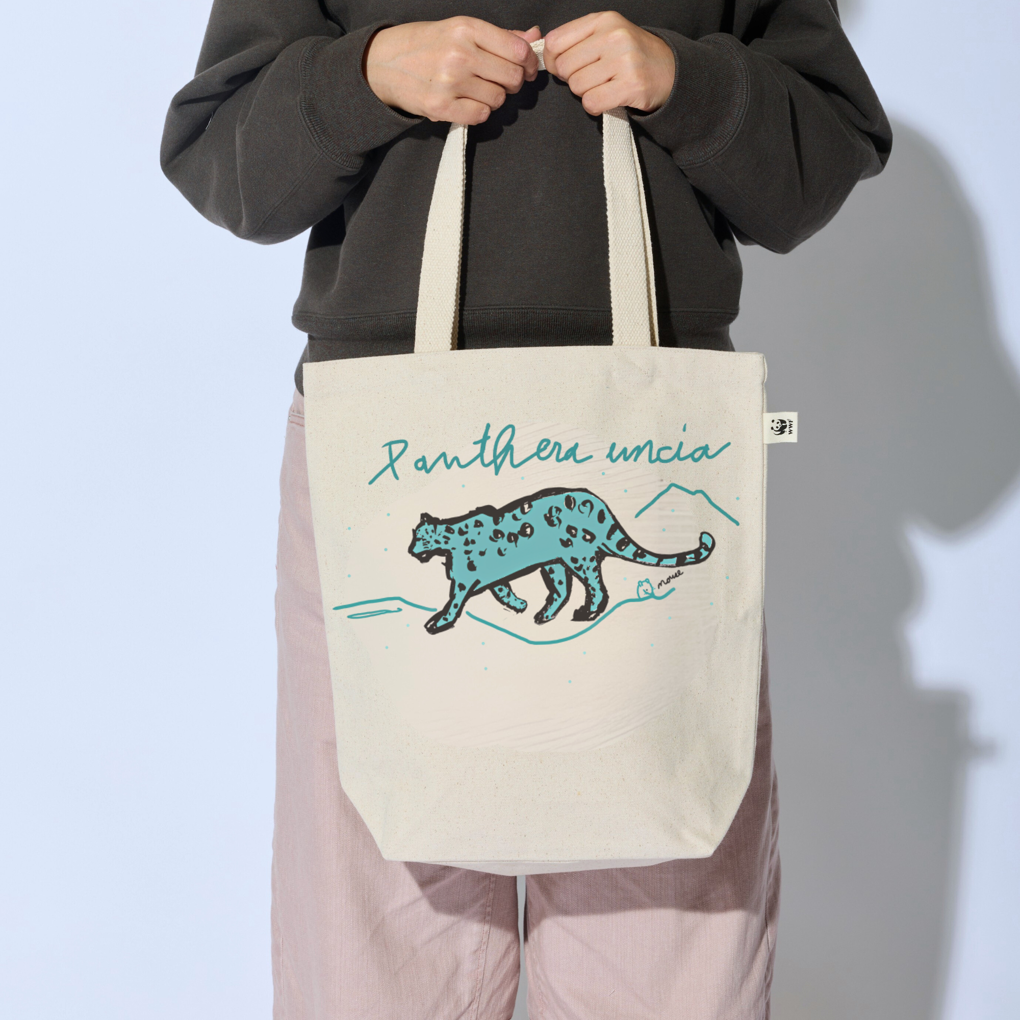 送料無料対象】歩くユキヒョウ 縦長トート – WWFジャパン PANDA SHOP